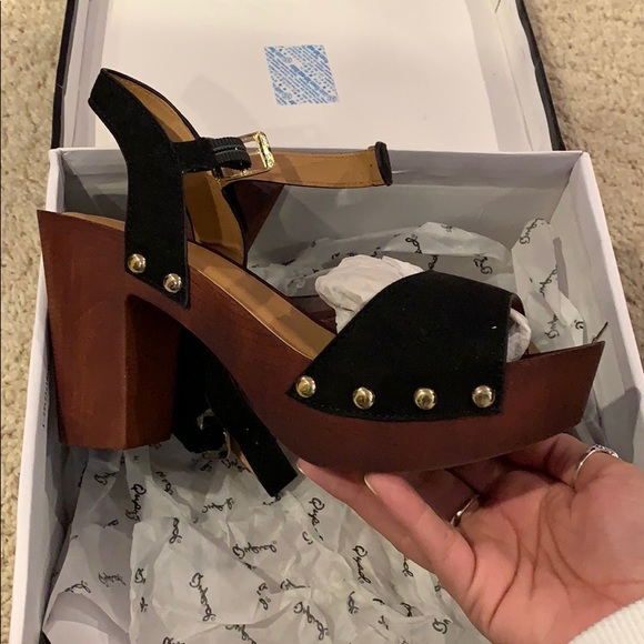 Qupid faux suede platform clog sandals - Picture 2 of 3